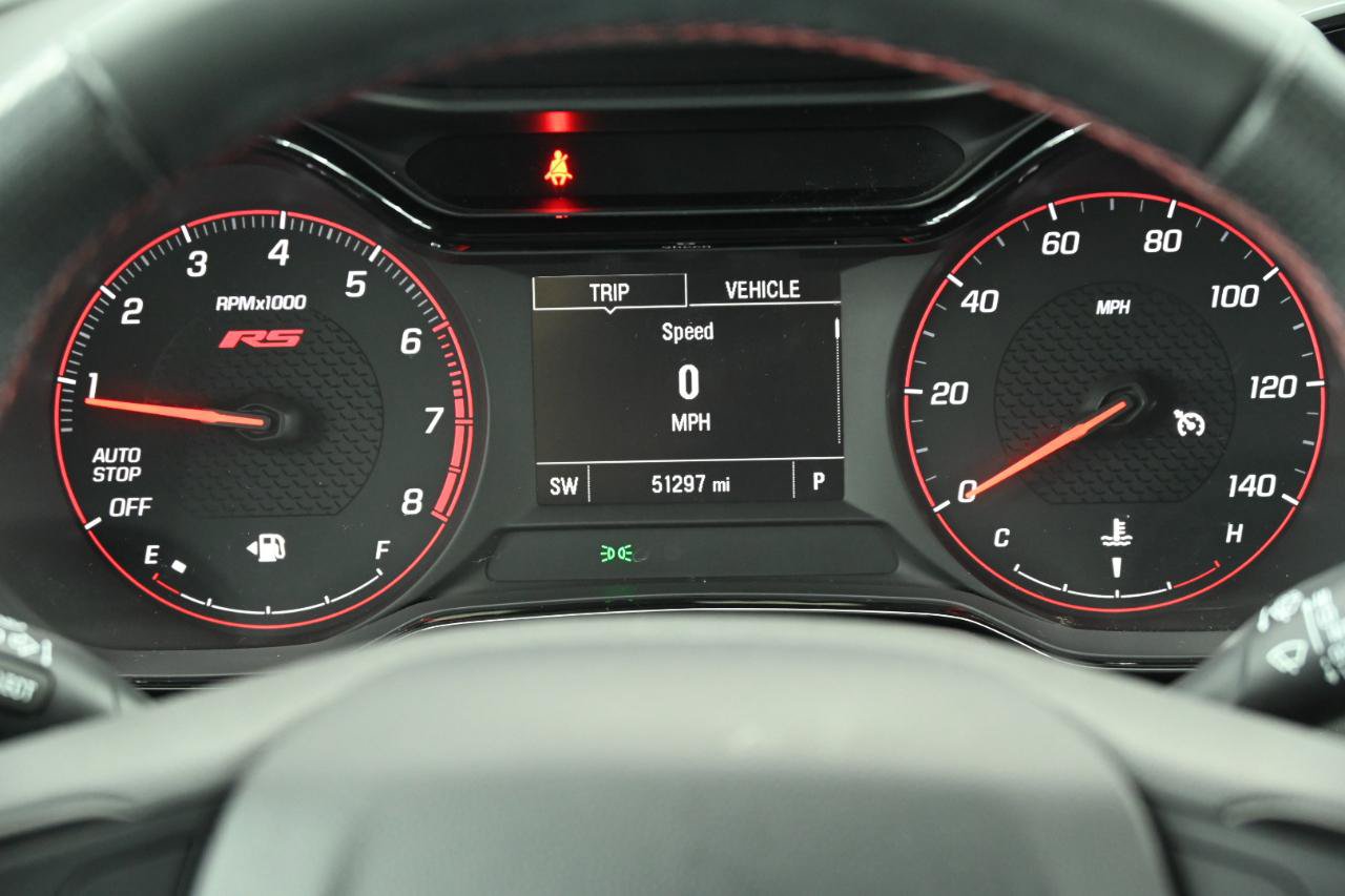 Used 2024 Chevrolet Trax RS w/ Sunroof Package FWD image 22