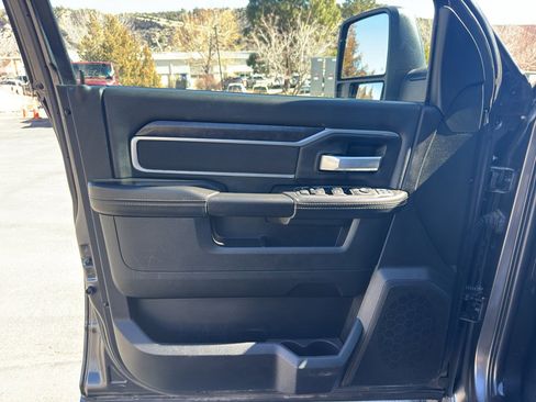 Used 2024 RAM 2500 Big Horn image 12