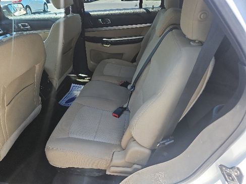 Used 2016 Ford Explorer 4WD image 6