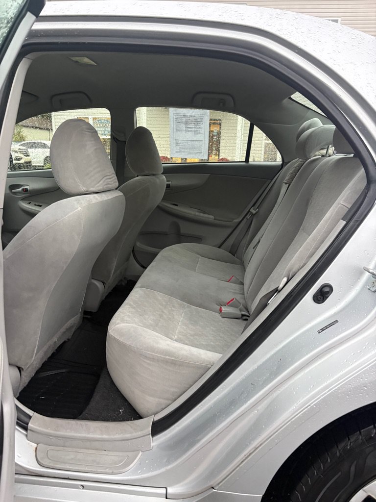 Used 2009 Toyota Corolla LE w/ All Weather Guard Pkg FWD image 10