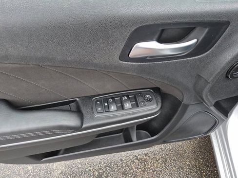 Used 2023 Dodge Charger SXT image 13