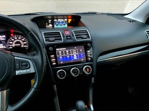 Used 2018 Subaru Forester 2.5i Premium AWD/4WD image 9