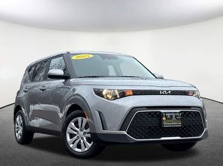 Used 2025 Kia Soul LX video 2