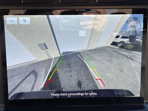 Used 2022 Ford F150 Lariat w/ Equipment Group 502A High image 31