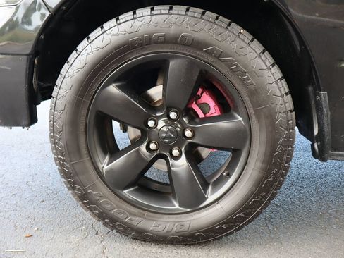 Used 2019 RAM 1500 Big Horn AWD/4WD image 39