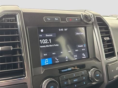 Used 2018 Ford F150 XLT w/ Equipment Group 302A Luxury AWD/4WD image 14