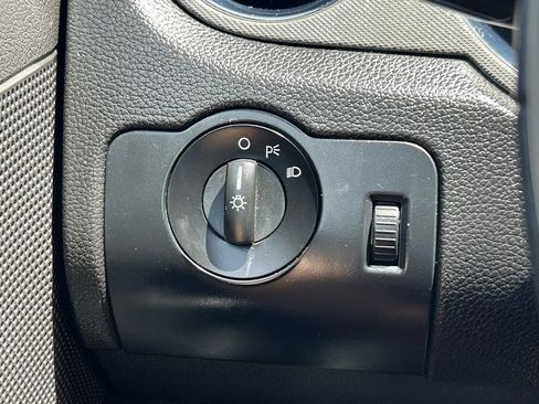 Used 2014 Ford Mustang Coupe RWD image 27
