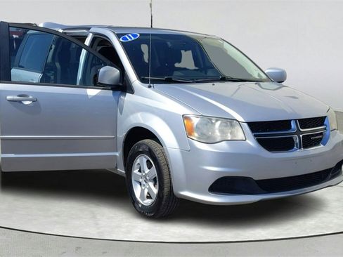 Used 2011 Dodge Grand Caravan Mainstreet w/ PWR Convenience Group image 8