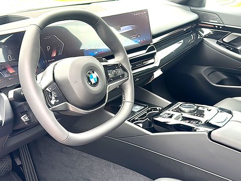 New 2026 BMW 530i w/ Premium Package RWD image 9