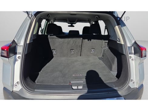 Used 2023 Nissan Rogue SV FWD image 14