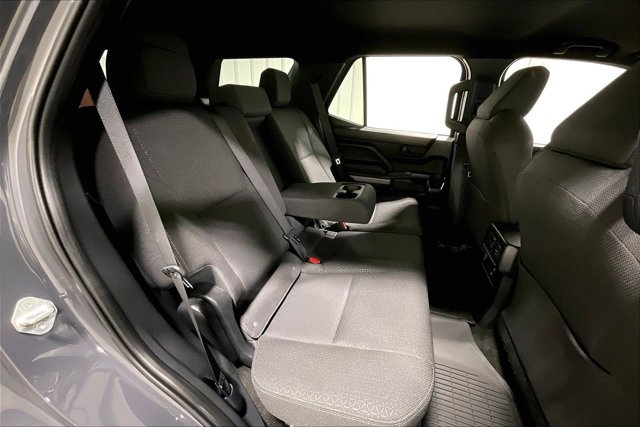 Certified 2025 Toyota 4Runner SR5 AWD/4WD image 28