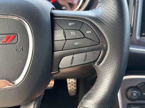 Used 2018 Dodge Challenger R/T Scat Pack w/ Dynamics Package image 22