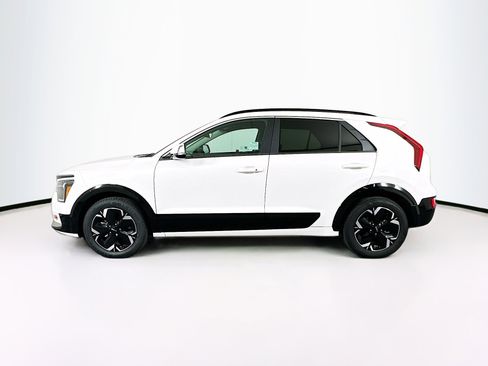 Used 2024 Kia Niro Wind FWD image 4