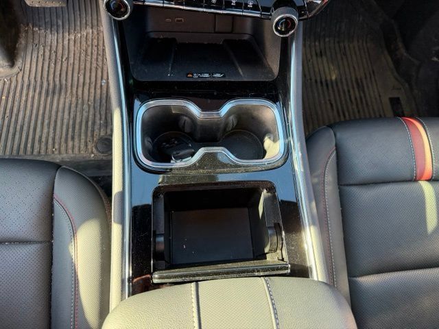Used 2024 Chevrolet Traverse RS w/ LPO, Floor Liner Package AWD/4WD image 22