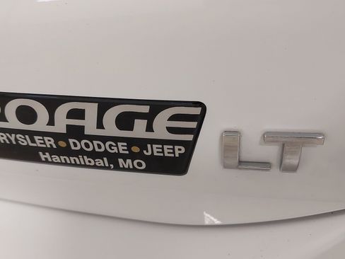 Used 2018 Chevrolet Equinox LT FWD image 33