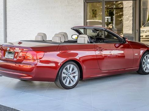 Used 2012 BMW 328i Convertible image 15