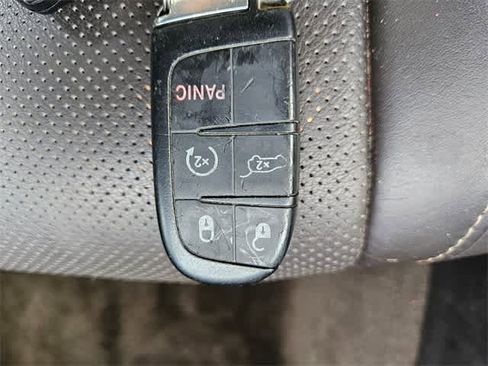 Used 2015 Jeep Grand Cherokee Summit image 36