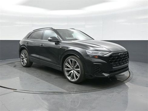 New 2026 Audi Q8 Prestige image 1