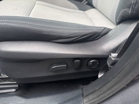 Used 2020 Subaru Outback Premium image 12