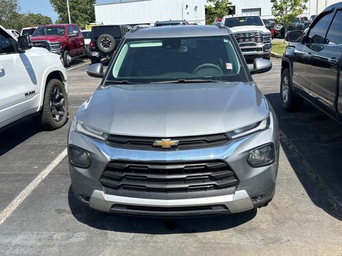 Used 2023 Chevrolet TrailBlazer LT w/ Convenience Package FWD image 5