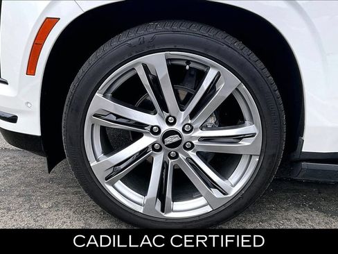 Certified 2025 Cadillac Escalade ESV Sport Platinum AWD/4WD image 12