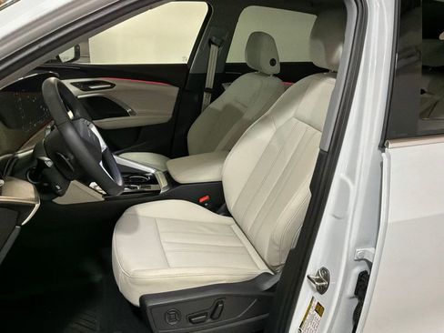 New 2025 Audi Q5 2.0T Premium image 6