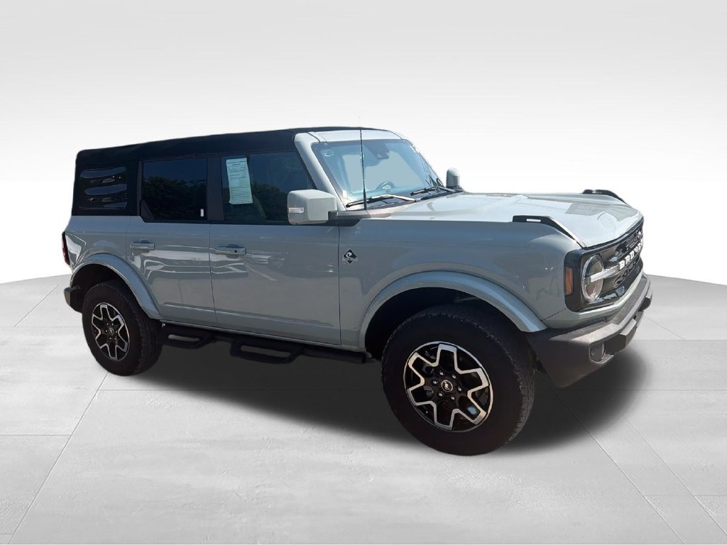 Used 2024 Ford Bronco Outer Banks AWD/4WD image 7
