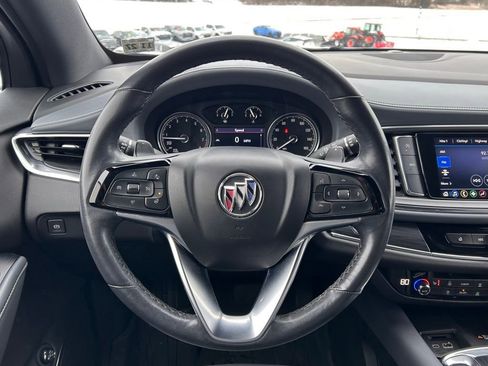 Certified 2023 Buick Enclave Essence image 27