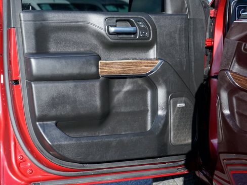 Used 2019 Chevrolet Silverado 1500 High Country image 14