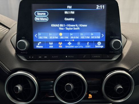 Used 2024 Nissan Sentra SV FWD image 14