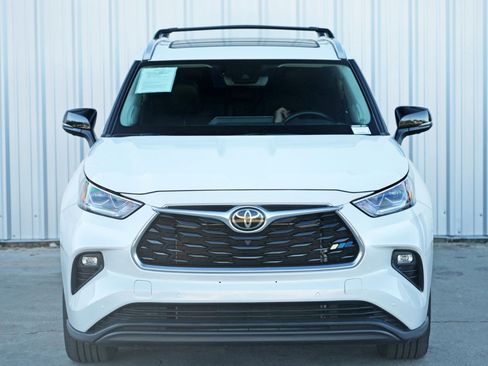 Used 2022 Toyota Highlander Platinum image 47