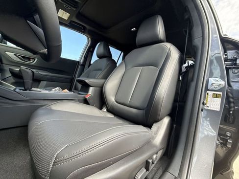 New 2026 Subaru Outback Limited AWD/4WD image 11
