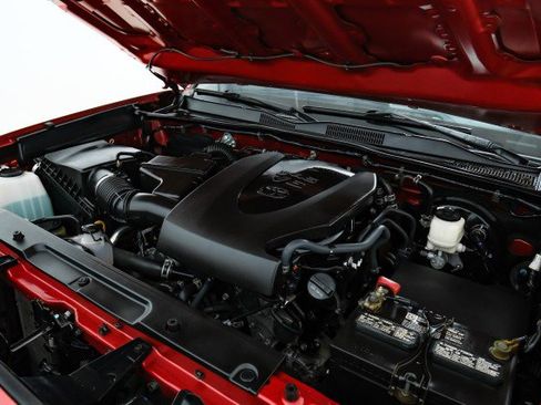 Used 2021 Toyota Tacoma SR5 image 44