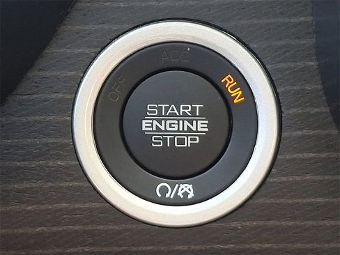 Used 2024 RAM 1500 Limited image 25