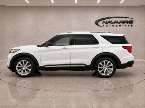 Used 2022 Ford Explorer Platinum w/ Technology Package AWD/4WD image 4