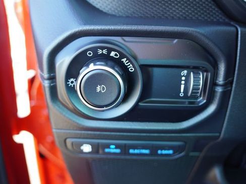 Certified 2025 Jeep Wrangler Unlimited Rubicon 4xe w/ Safety Group image 21