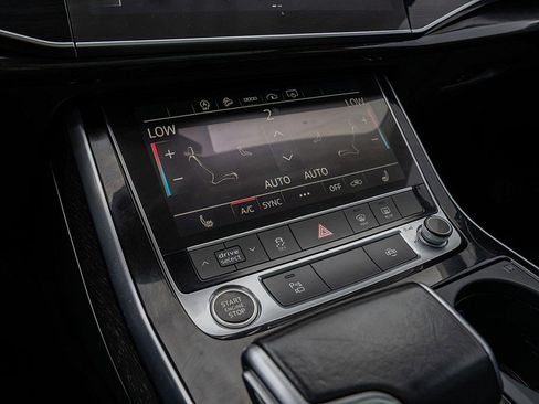 Used 2021 Audi Q7 3.0T Premium Plus image 29