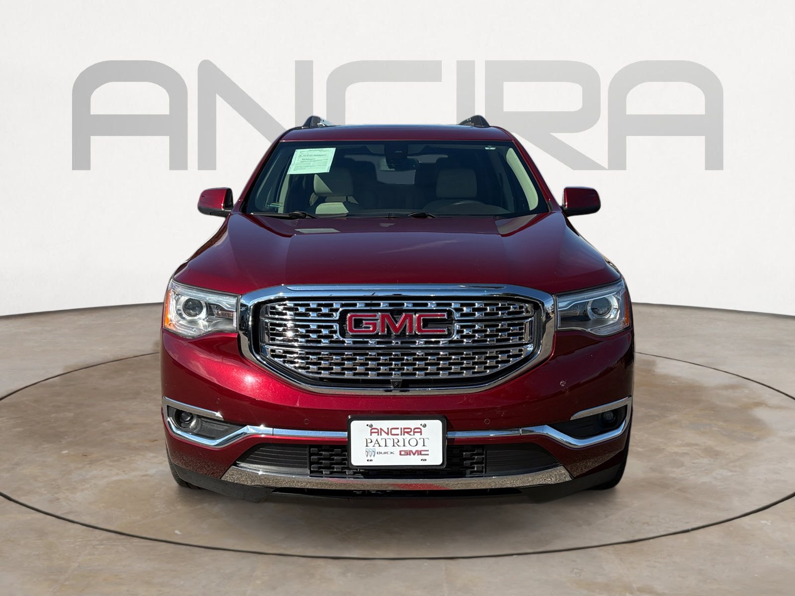 Used 2017 GMC Acadia Denali w/ Technology Package FWD image 5