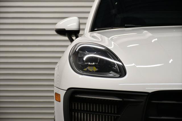 Used 2022 Porsche Macan GTS AWD/4WD image 22