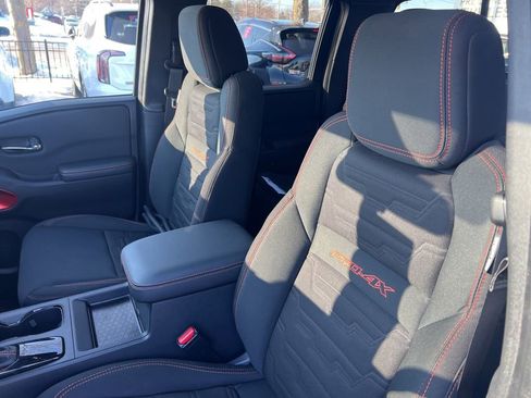 Certified 2024 Nissan Frontier PRO-4X w/ Technology Package image 5
