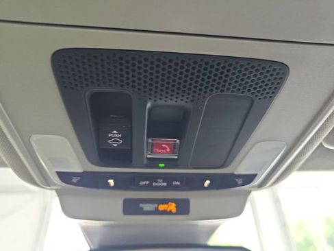 Used 2023 Honda Accord EX image 23