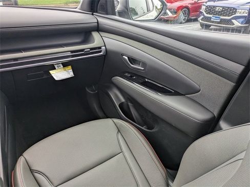 New 2025 Hyundai Santa Cruz Limited image 17