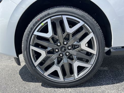 New 2026 Ford Expedition Max Platinum AWD/4WD image 12