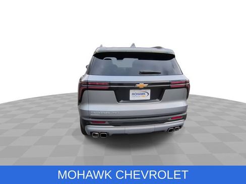 Certified 2026 Chevrolet Traverse LT AWD/4WD image 7