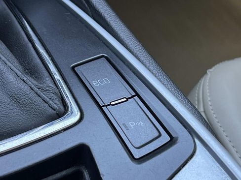 Used 2013 Cadillac SRX Performance image 35