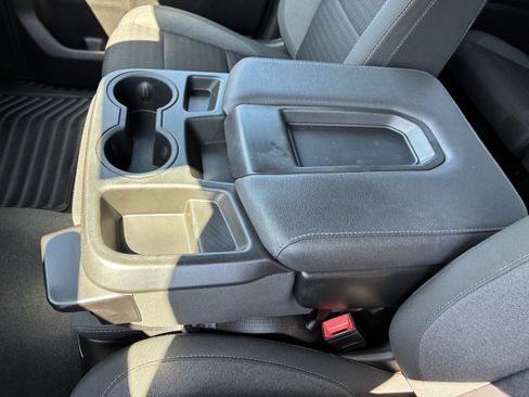 Used 2022 Chevrolet Silverado 1500 Custom RWD image 32