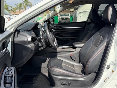 Used 2023 Nissan Altima 2.5 SR image 17