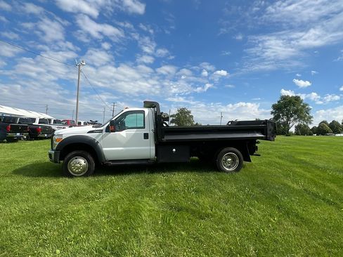 Used 2016 Ford F550 4x4 Regular Cab Super Duty image 3