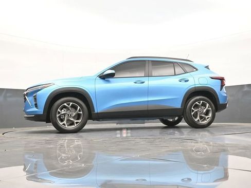 New 2026 Chevrolet Trax LT w/ Driver Confidence Package FWD image 53