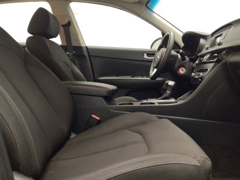 Used 2016 Kia Optima LX w/ Option Group 014 FWD image 21